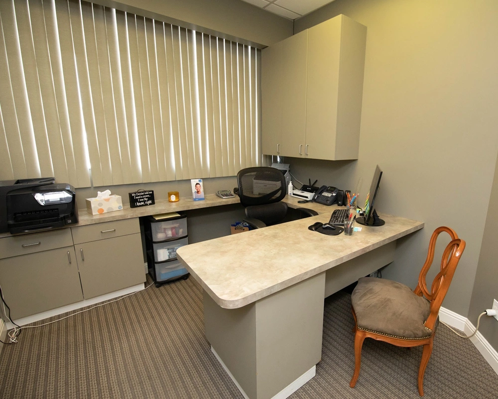 doctor clinic - long beach dental health