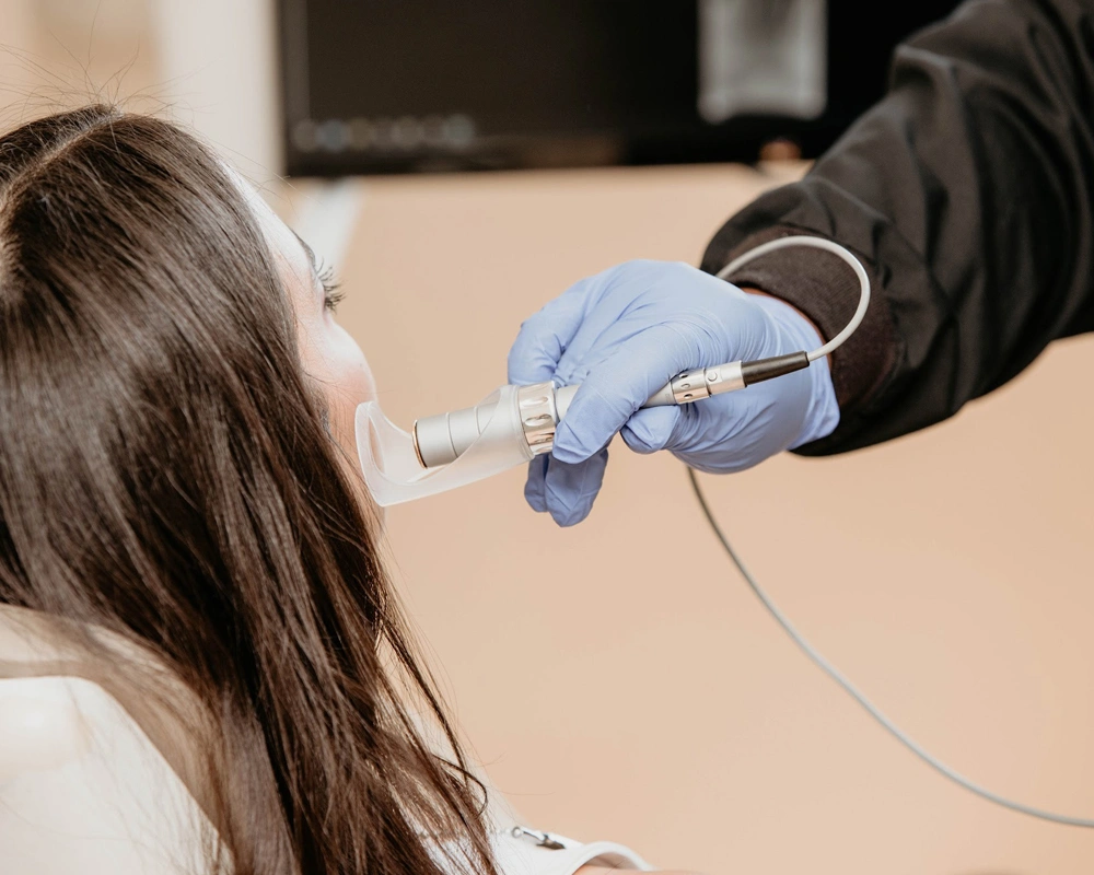 dr. anthony mark saad examining patient